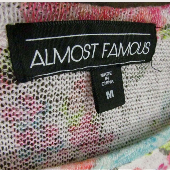 Almost Famous Sweater Shirt Size M Multi Color - Picture 3 of 4